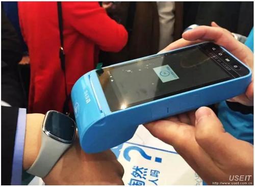 押了1000元辦理pos機(jī)，退押金卻被告知沒(méi)資格？